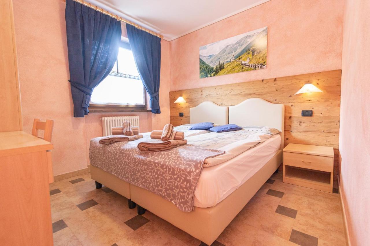 Chalet Li Baita Daniela Livigno Exteriör bild